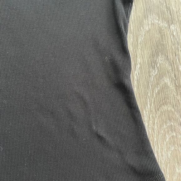 Reformation Jeans Ribbed Short Sleeve Baby Tee Black - Size: Small - Picture 6 of 7